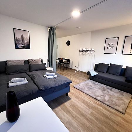 Zentrale Wohlfuehloase Mit Parkplatz Lägenhet Osnabrück Exteriör bild