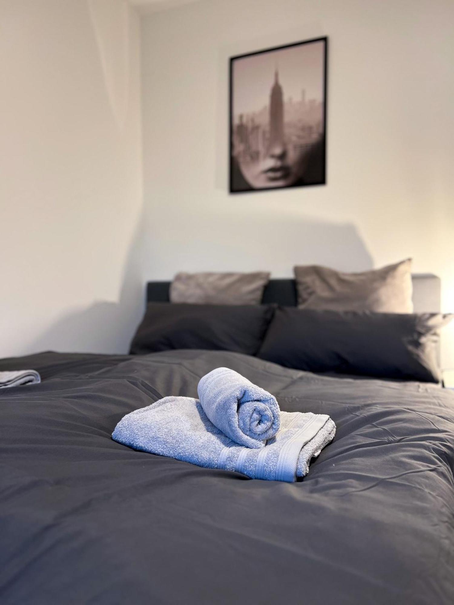 Zentrale Wohlfuehloase Mit Parkplatz Lägenhet Osnabrück Exteriör bild