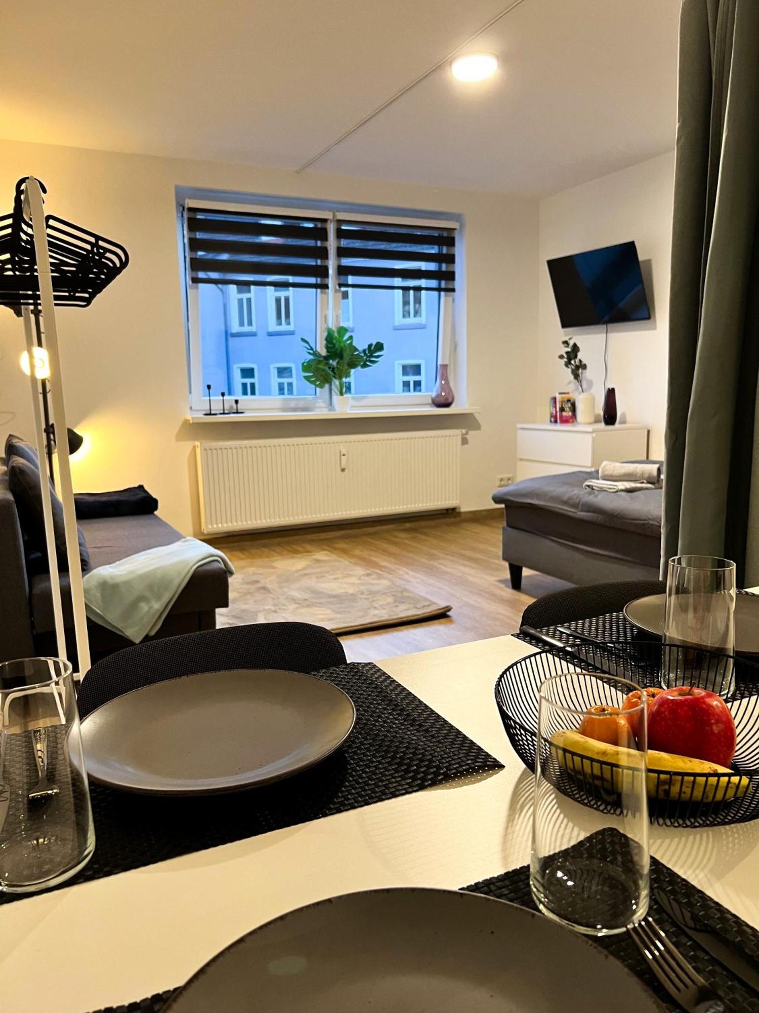 Zentrale Wohlfuehloase Mit Parkplatz Lägenhet Osnabrück Exteriör bild